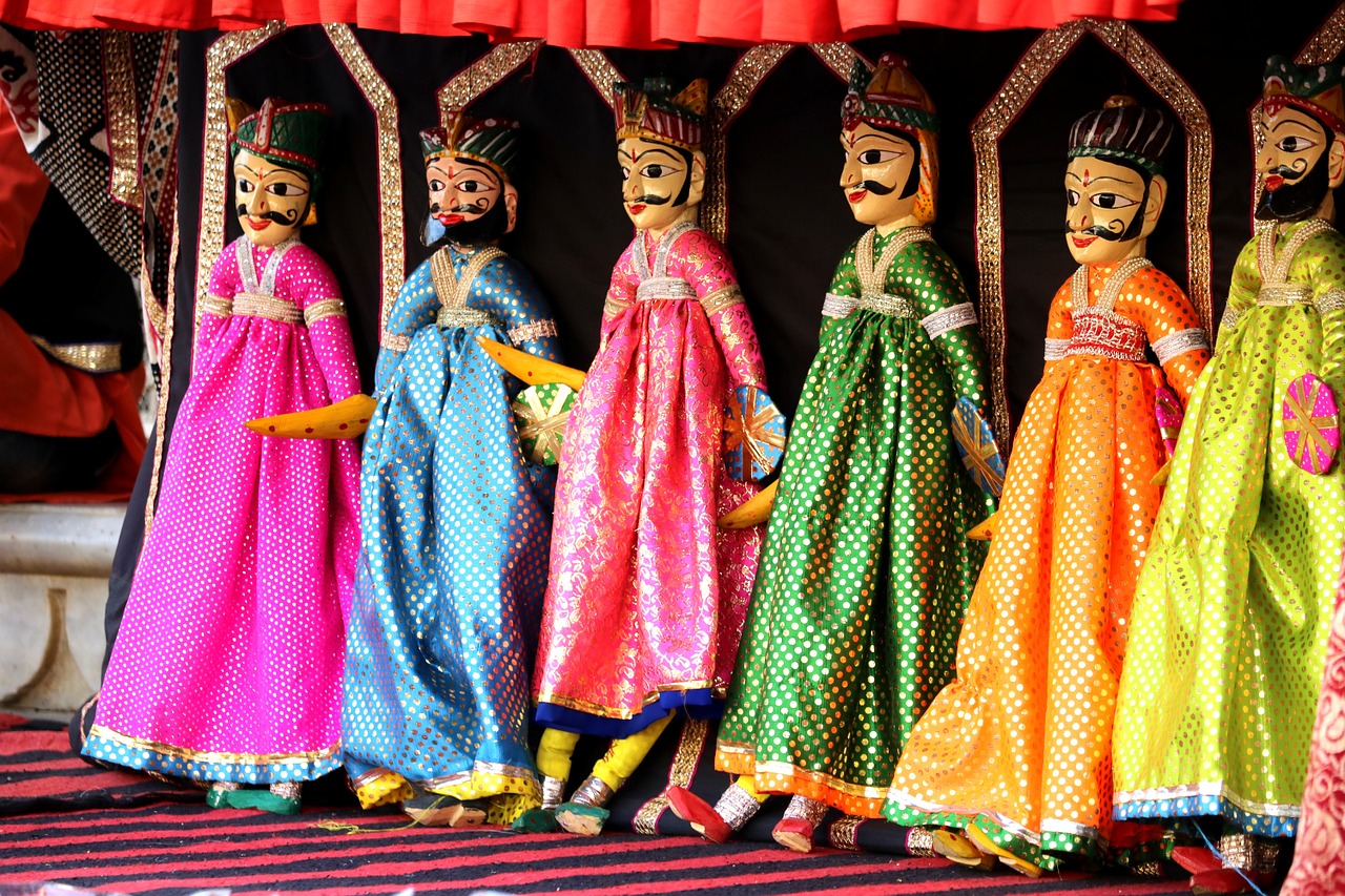 dolls dying of the light puppet theatre free photo