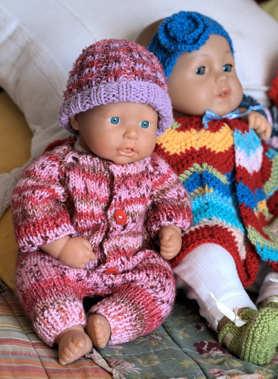 dolls knitted clothes little girls free photo