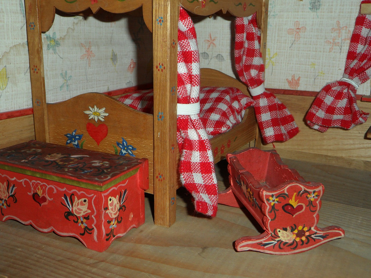 dolls houses rustic furniture bedroom free photo