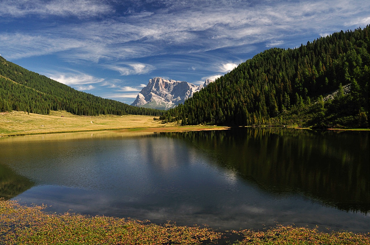 dolomites mountain bergsee free photo