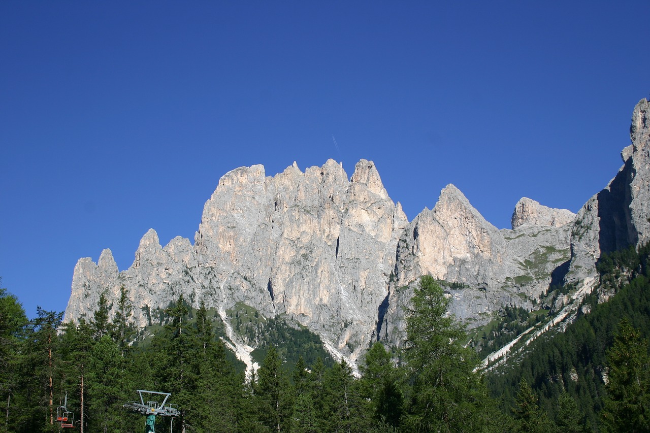 dolomites rocks nature free photo