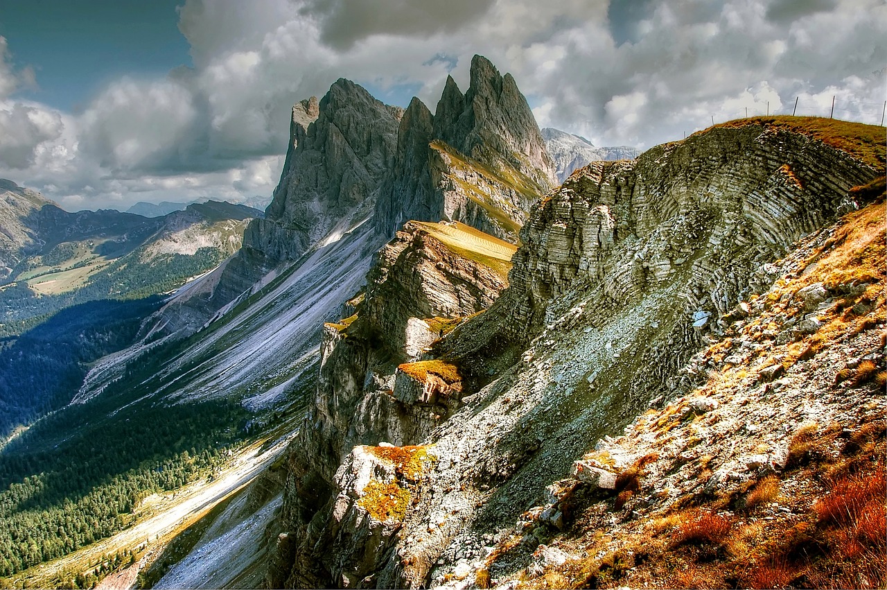 dolomites mountains italy free photo