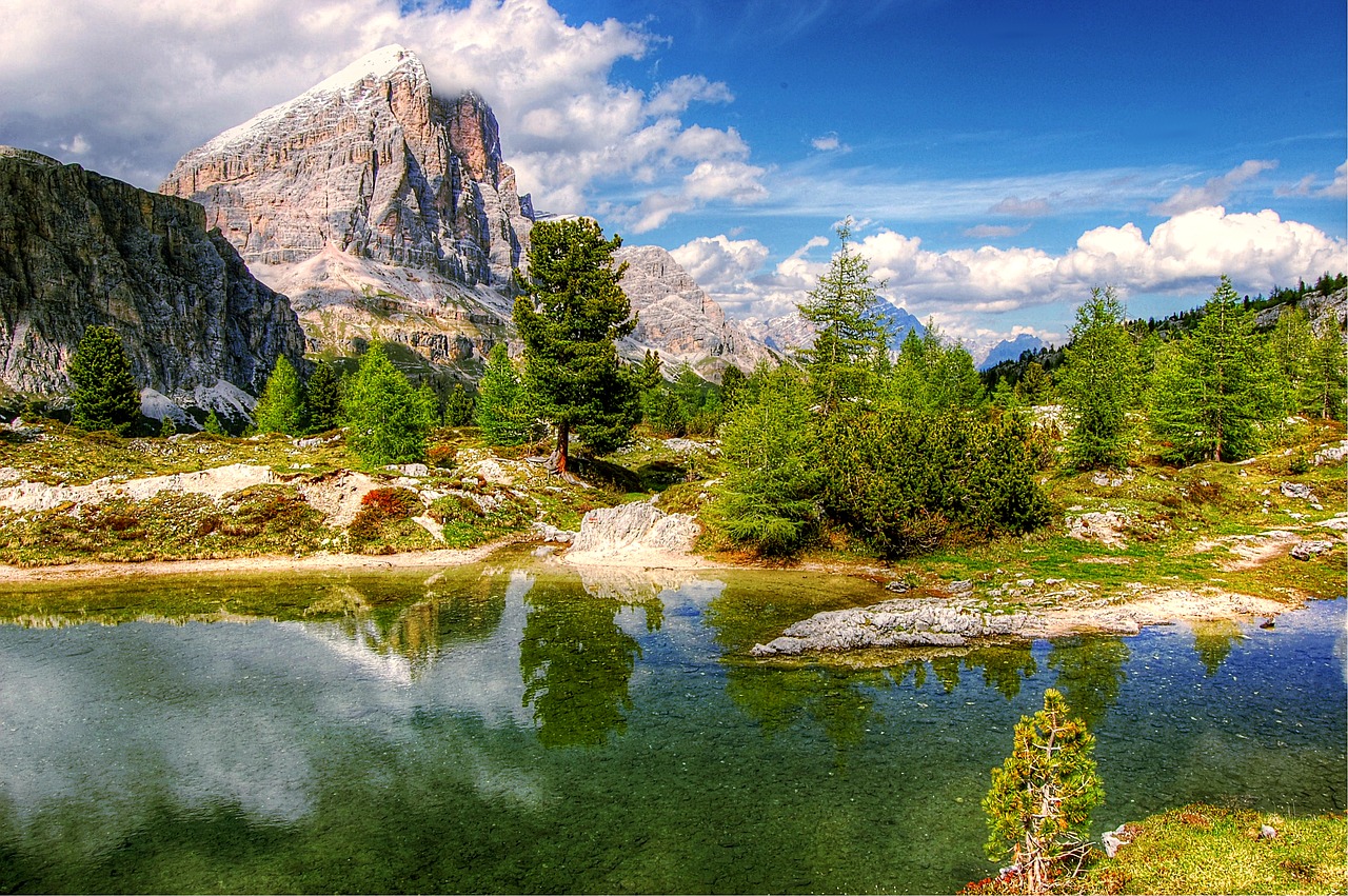 dolomites mountains italy free photo