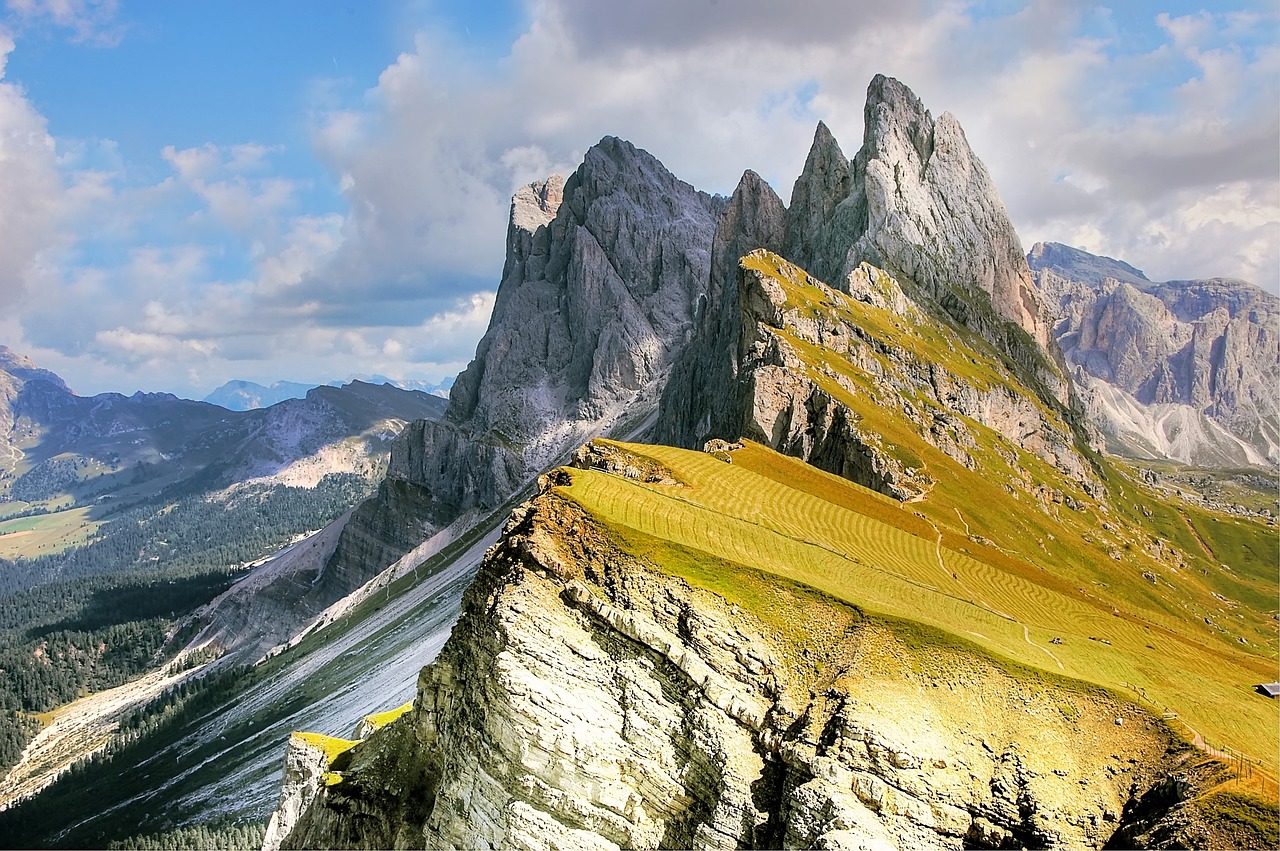 dolomites mountains italy free photo