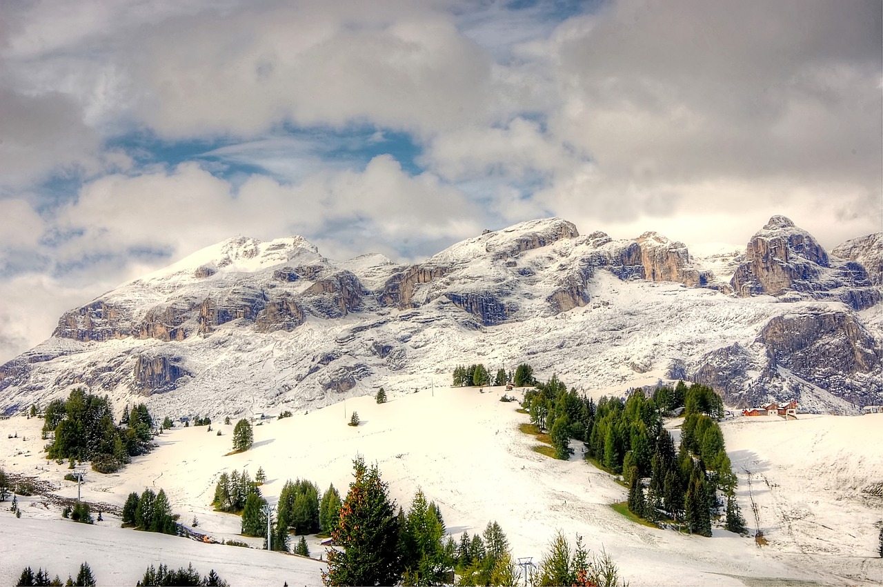 dolomites mountains italy free photo