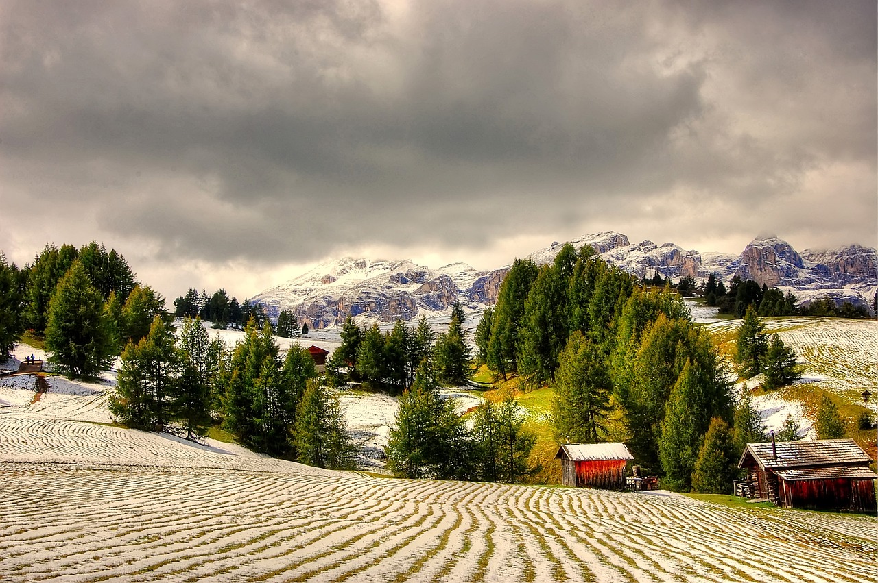 dolomites mountains italy free photo