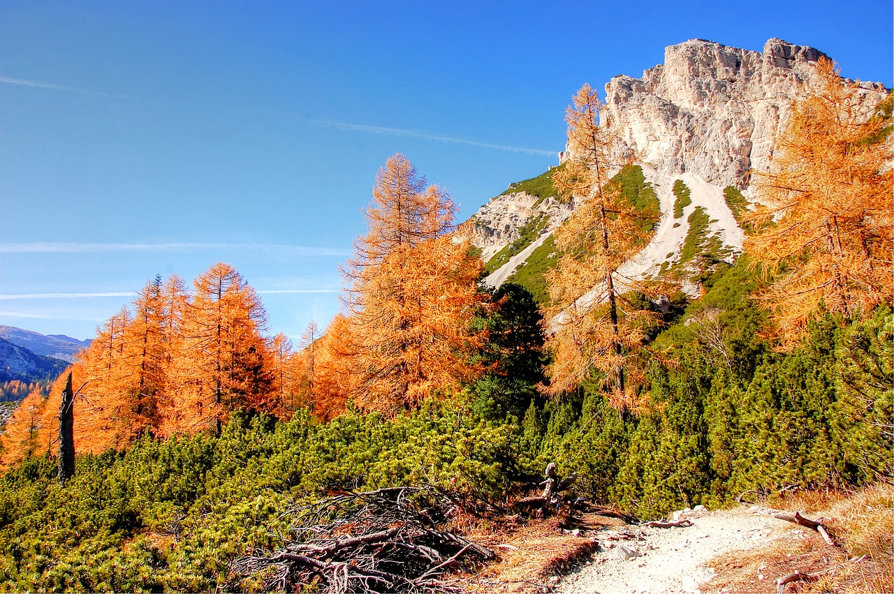 dolomites mountains italy free photo