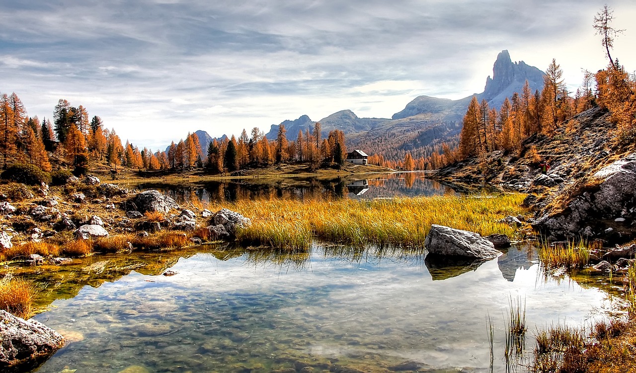 dolomites mountains italy free photo