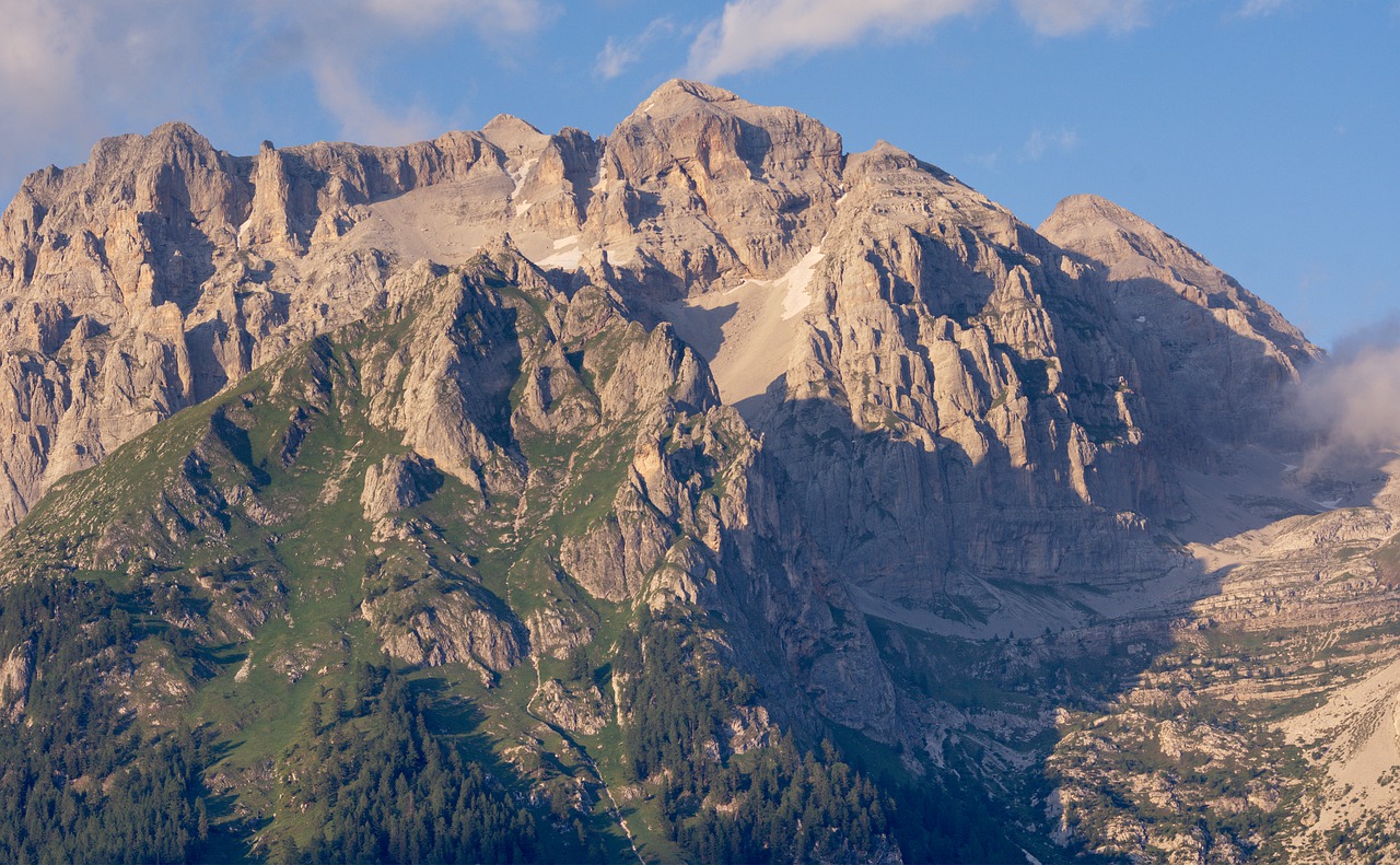 dolomites  outdoor  landscape free photo