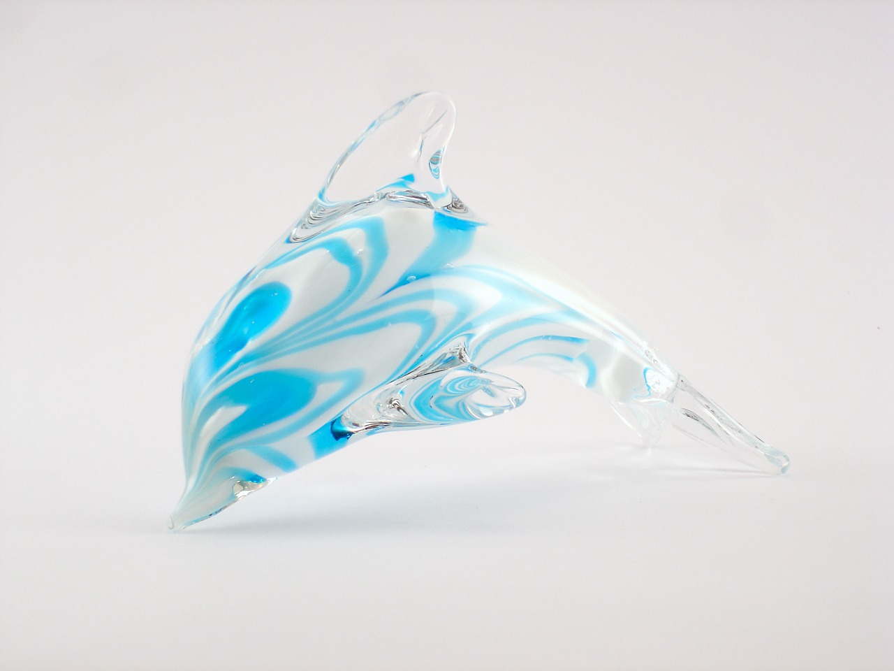 dolphin product crystal free photo