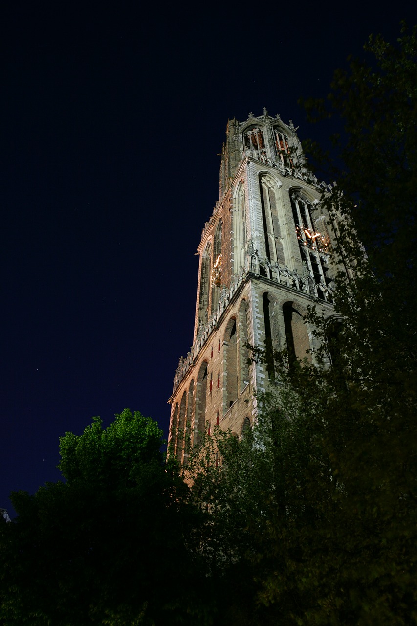 dom tower utrecht night free photo