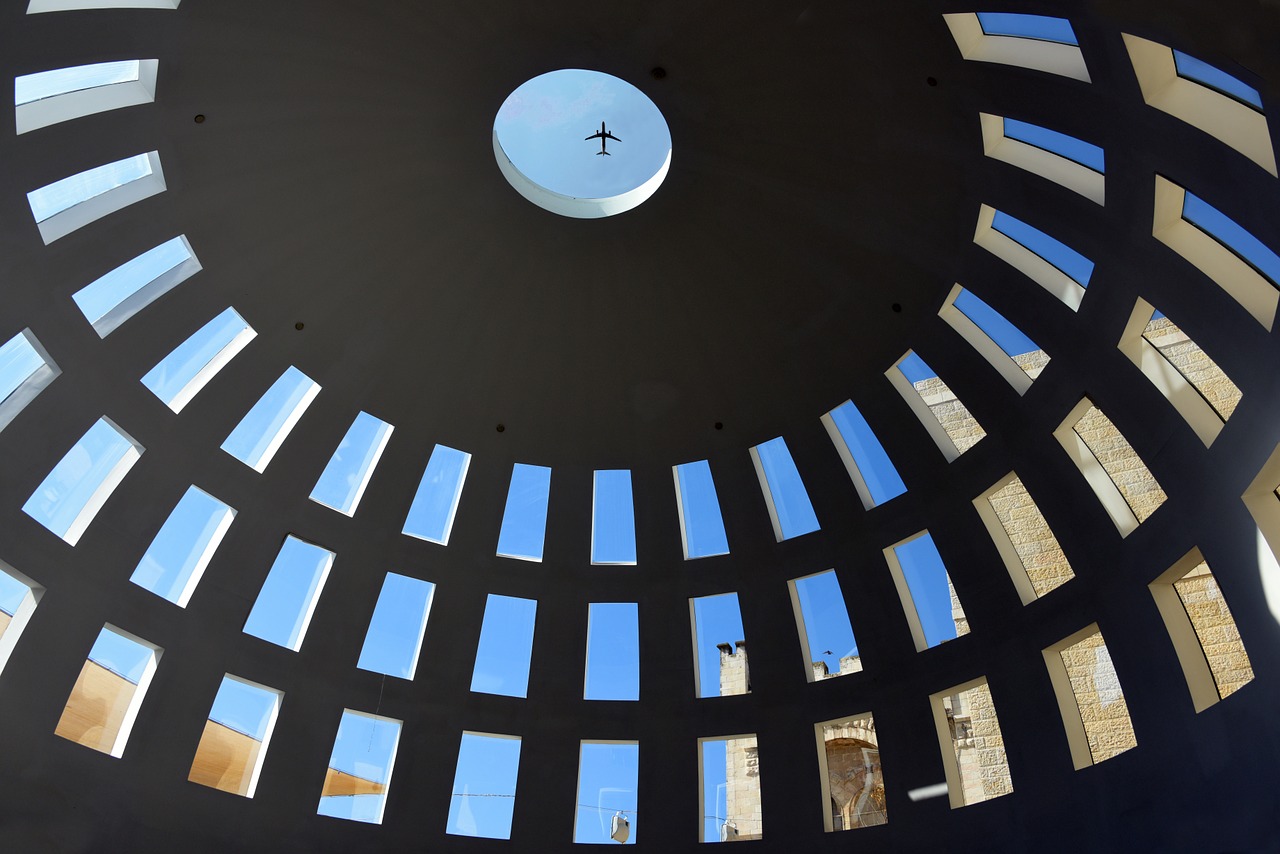 dome ceiling shopping centre free photo