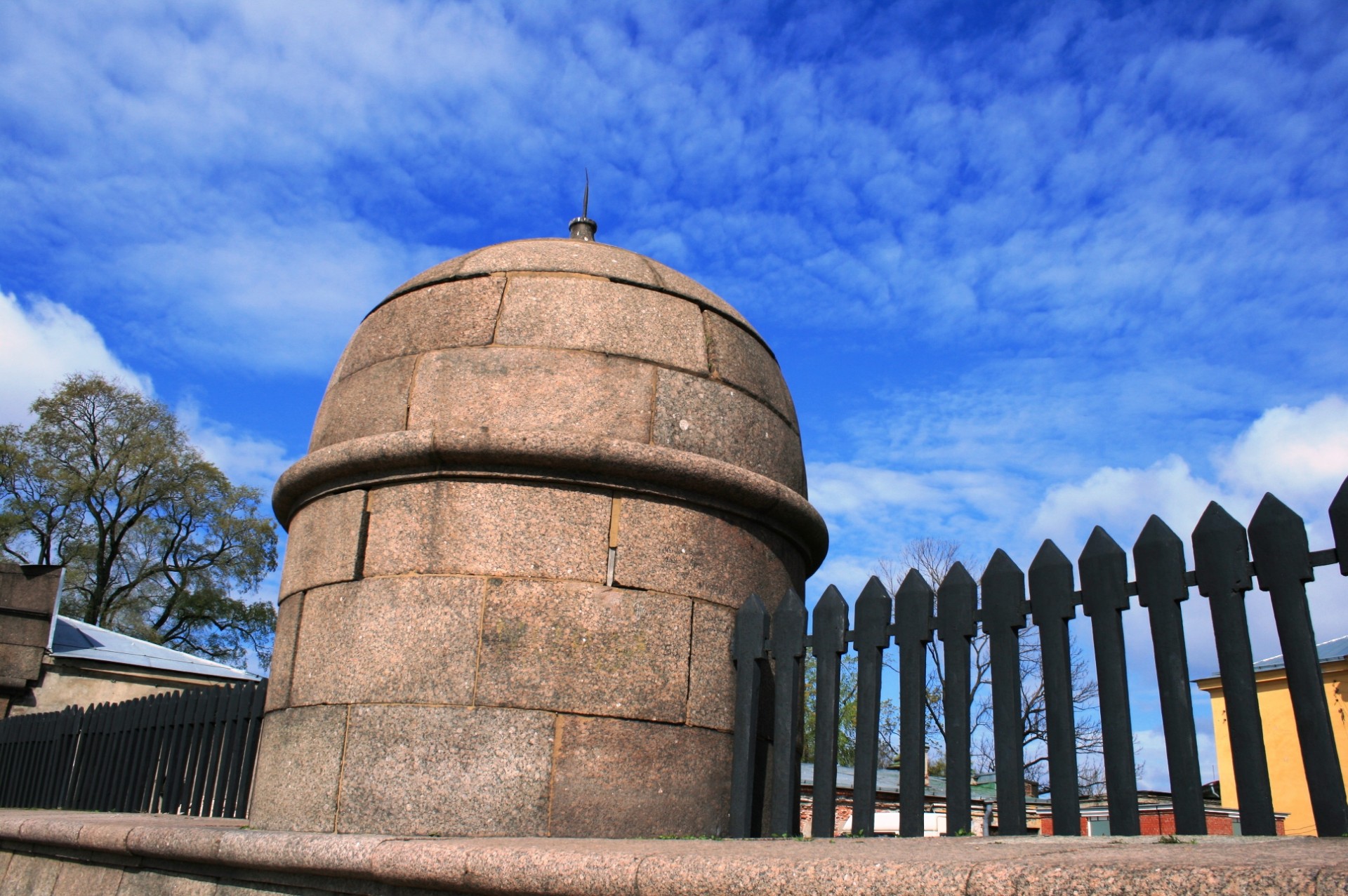 tower domed arrow slats free photo