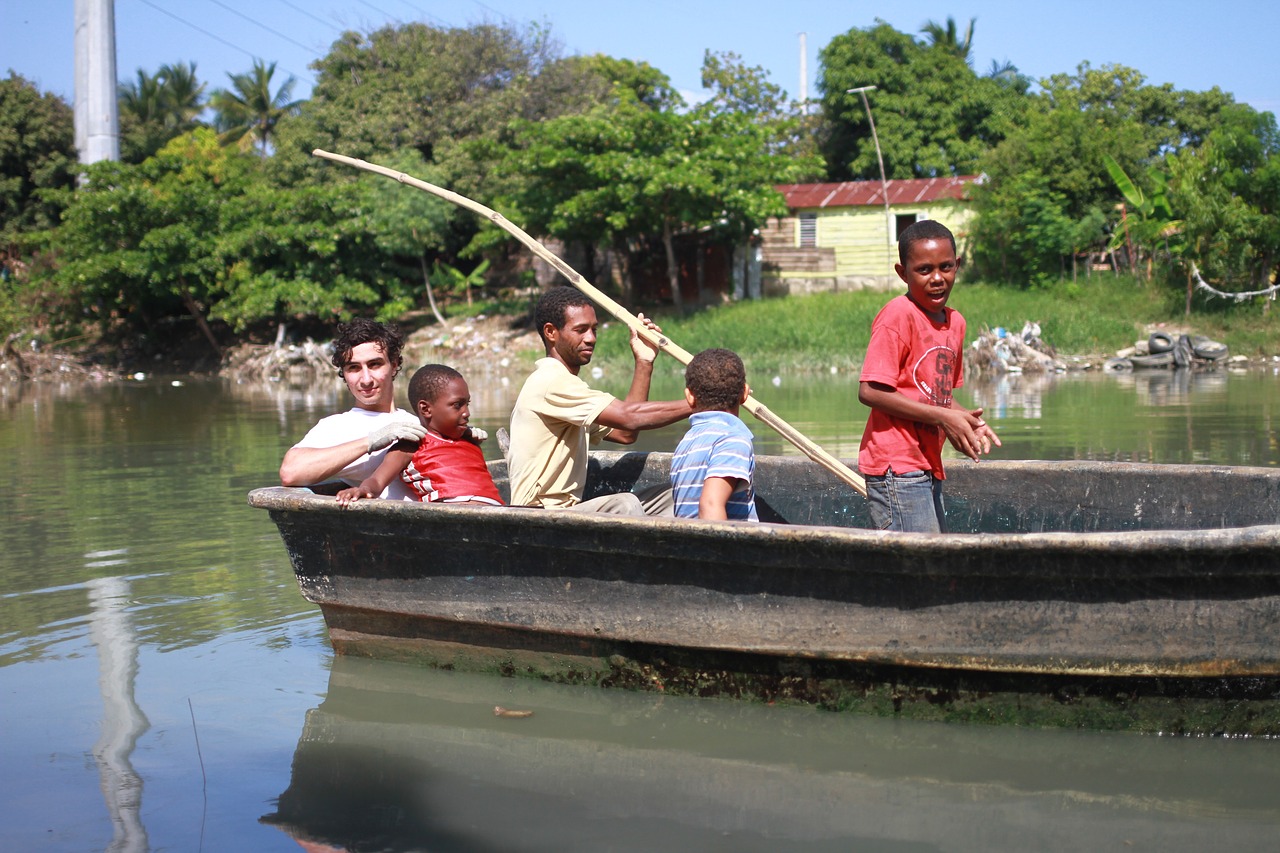 dominican republic nuevo renacer boat free photo