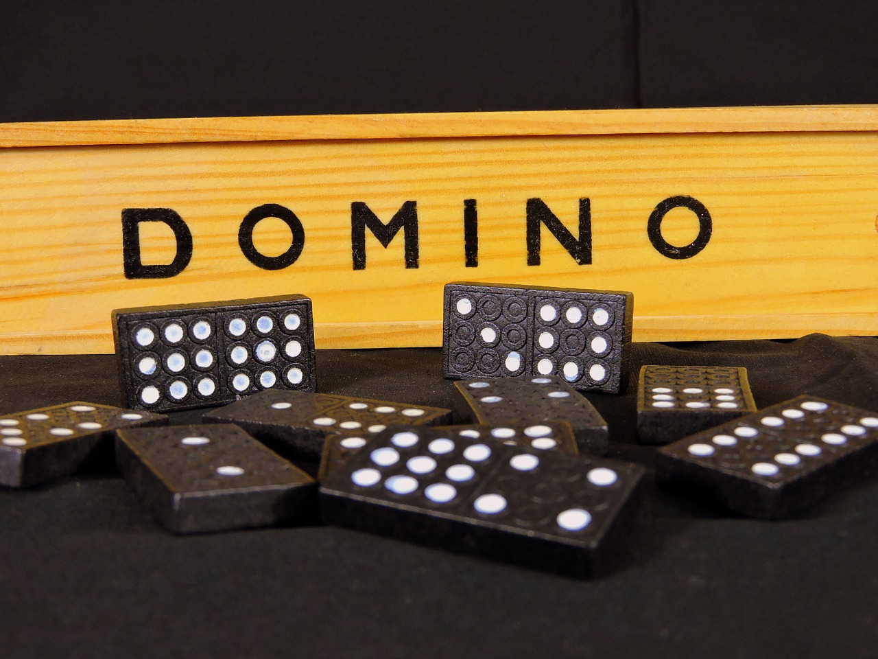 domino game card free photo