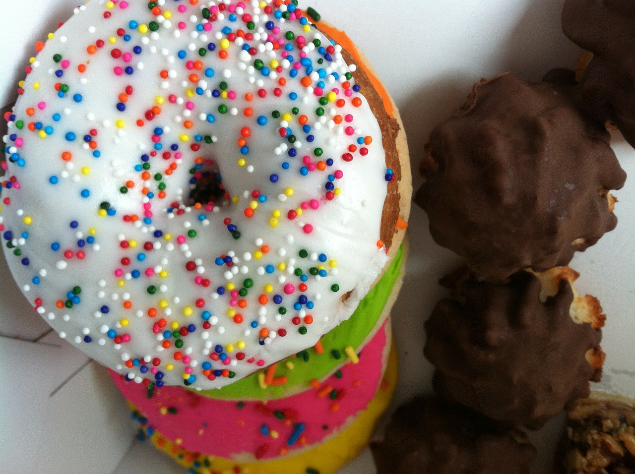 donuts donut doughnut free photo