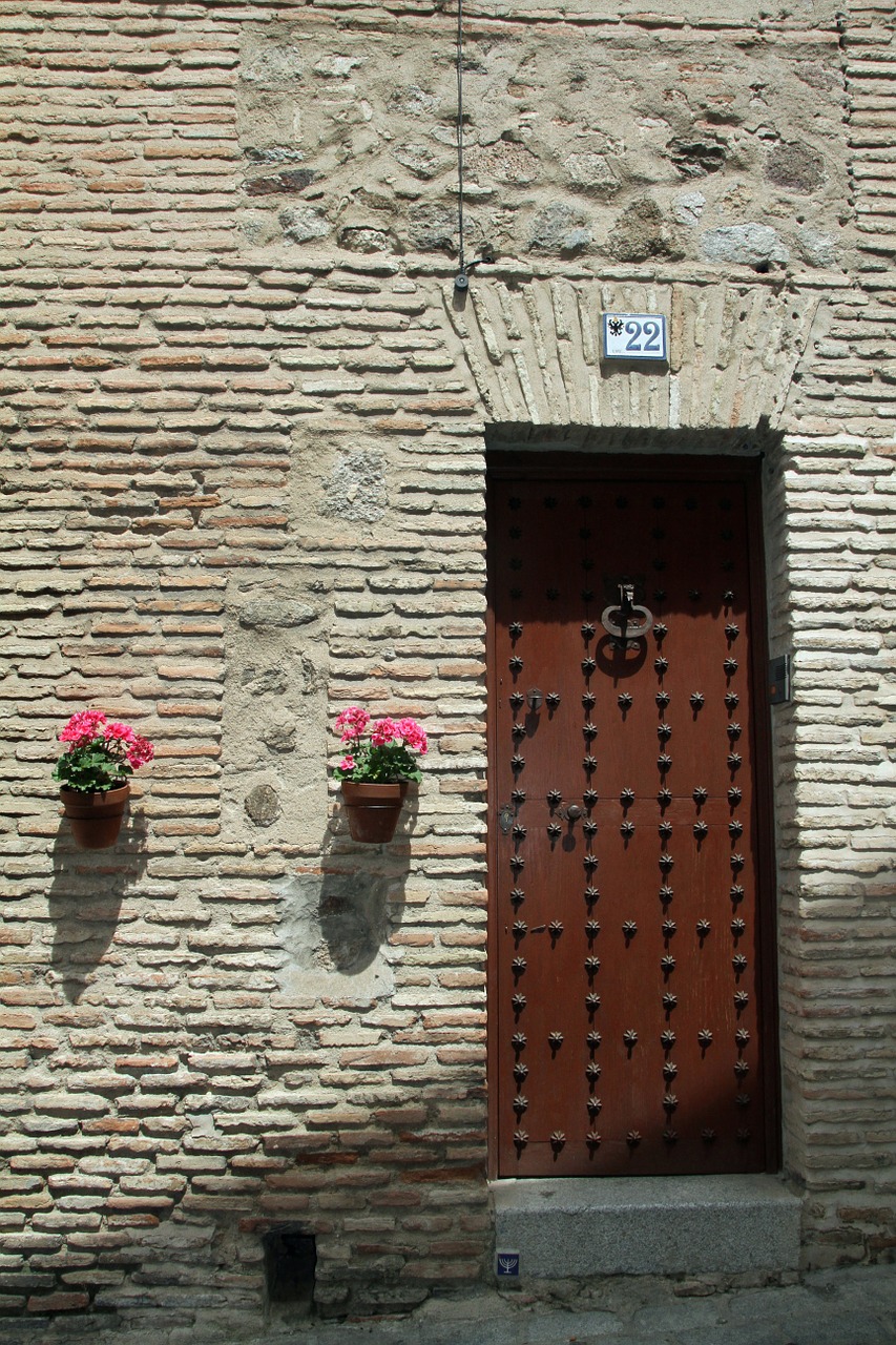 door toledo spain free photo