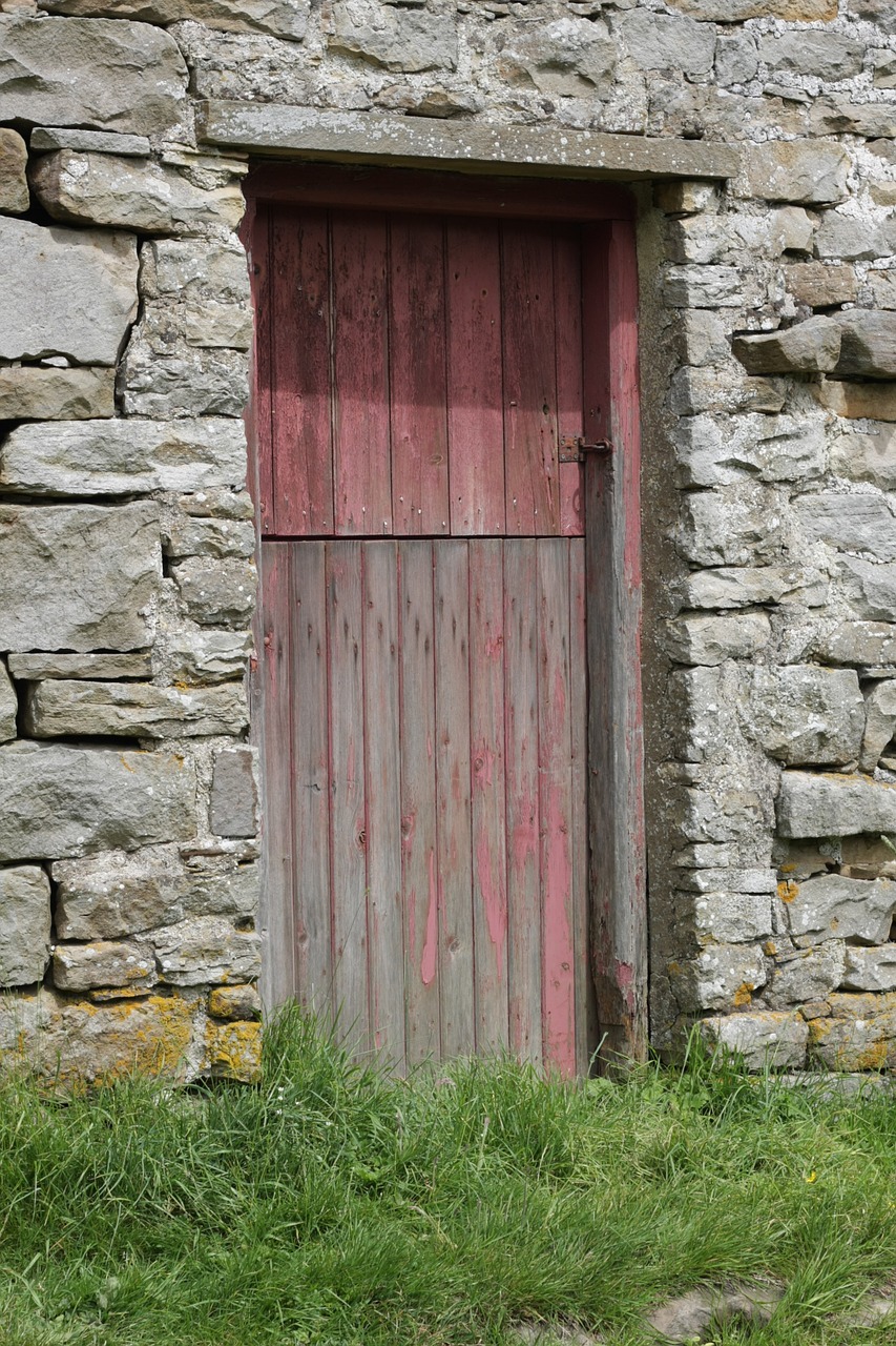 door red stone free photo