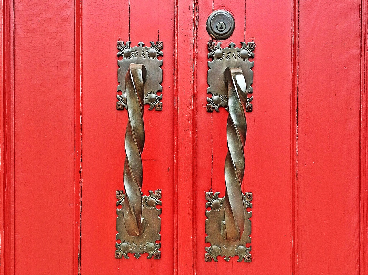 door red handle free photo