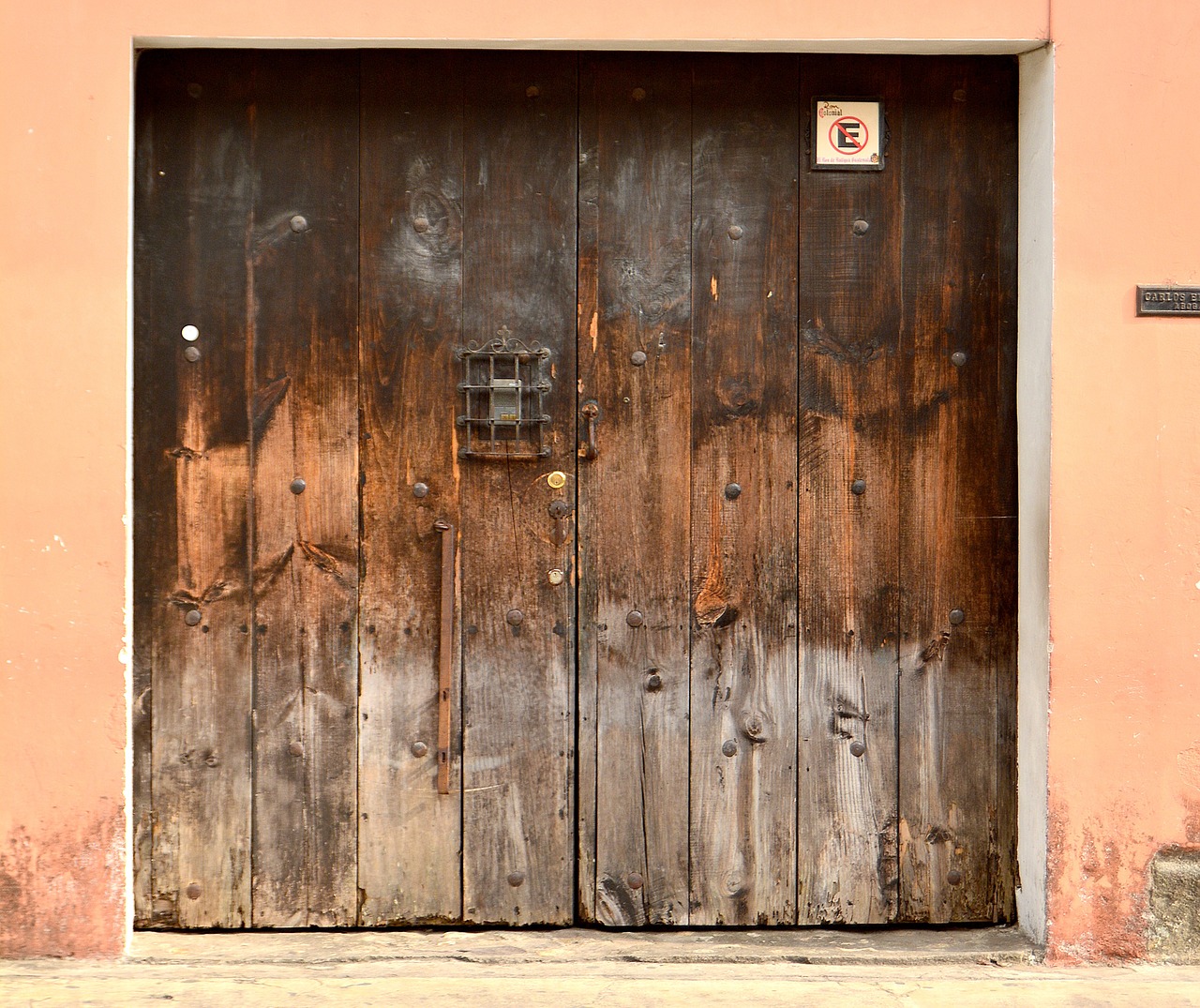 door wood wooden door free photo