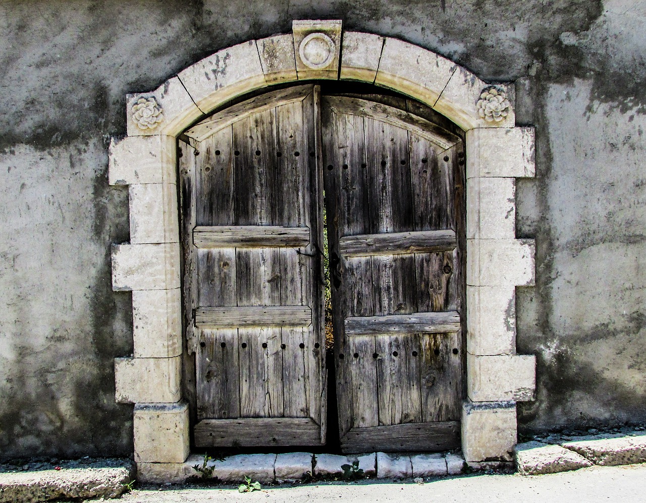 door old entrance free photo