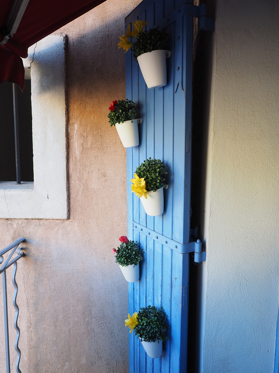 door flower pots ornament free photo