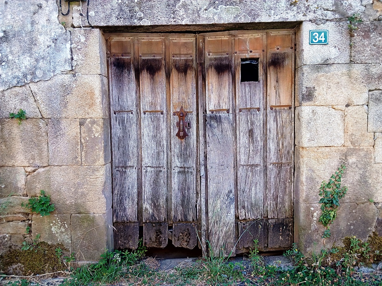 door village rural free photo