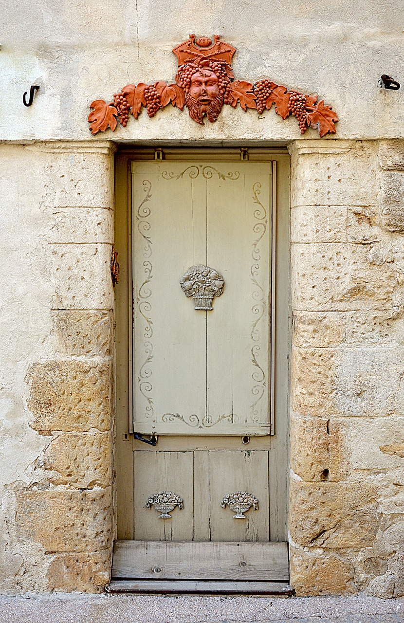 door pierre old door free photo