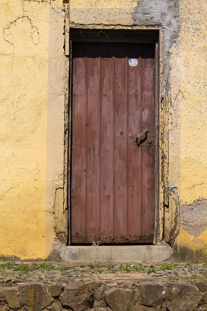 door architecture rustic free photo