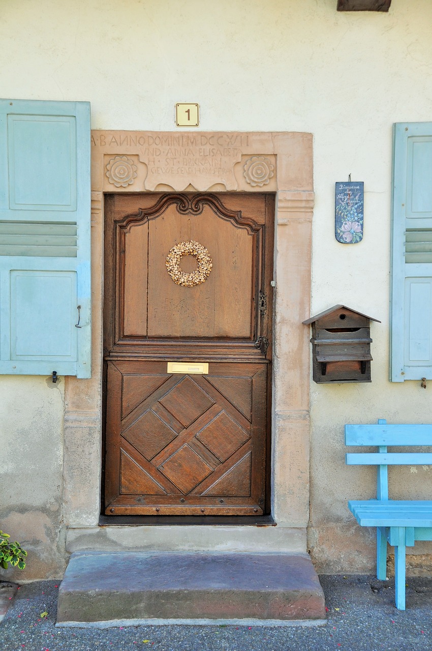 door wooden door carved door free photo