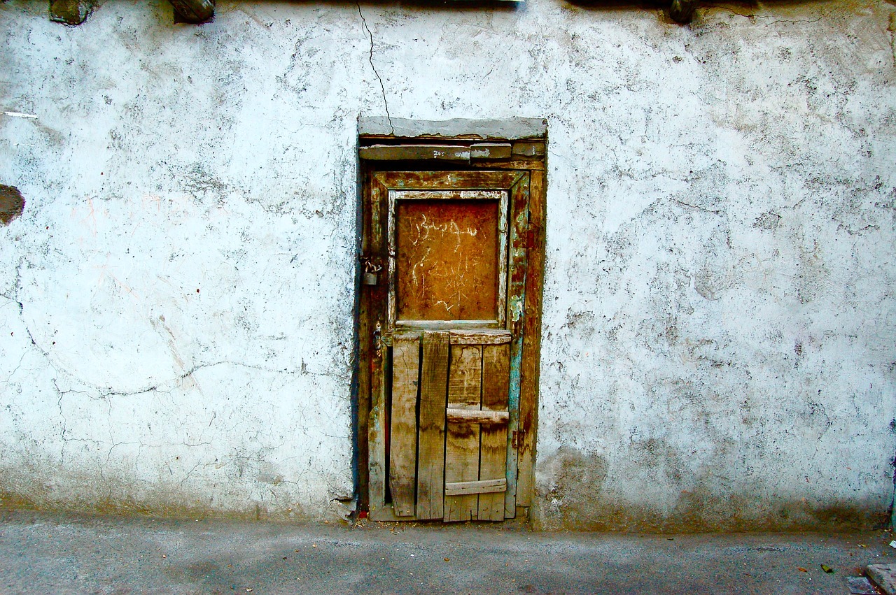 door old rustic free photo