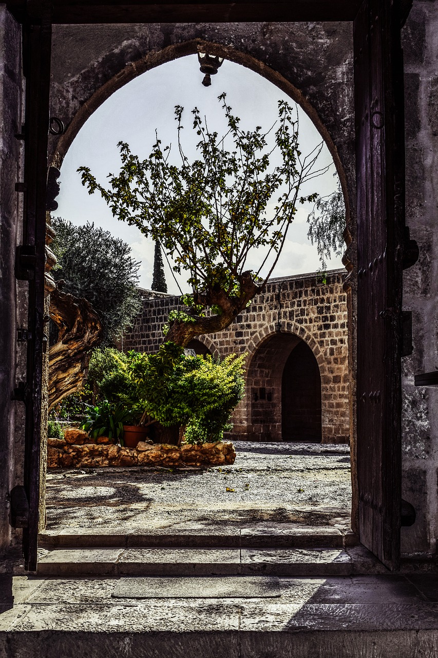 door gate church free photo