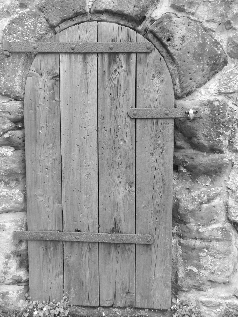 door building outside free photo