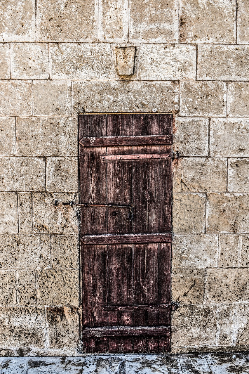 door weathered aged free photo