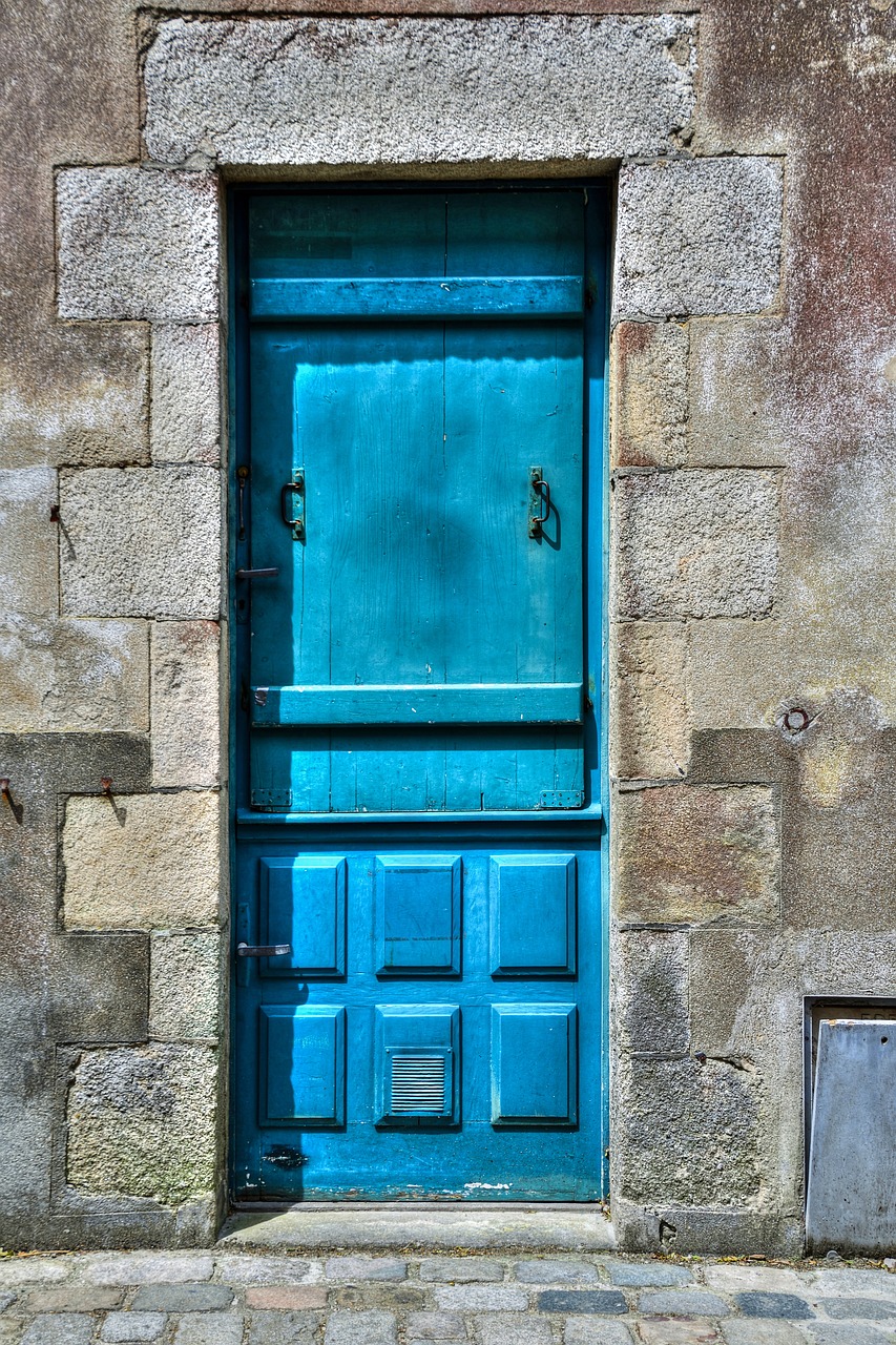 door blue old free photo