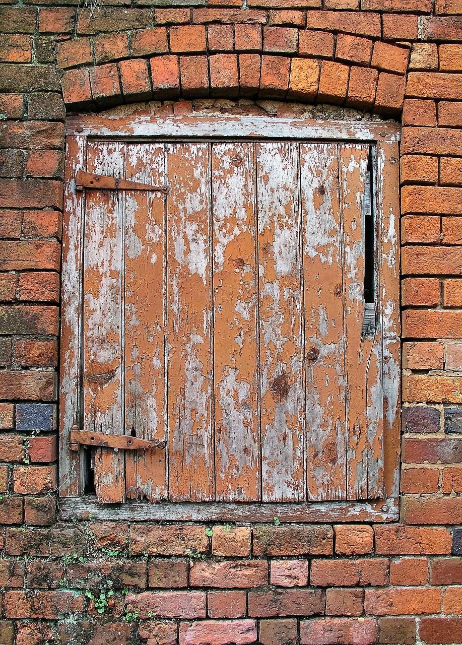 door wood old wall free photo