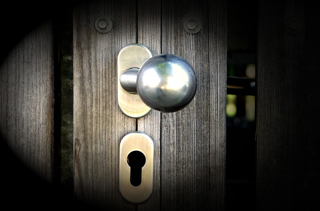 door handle steel free photo