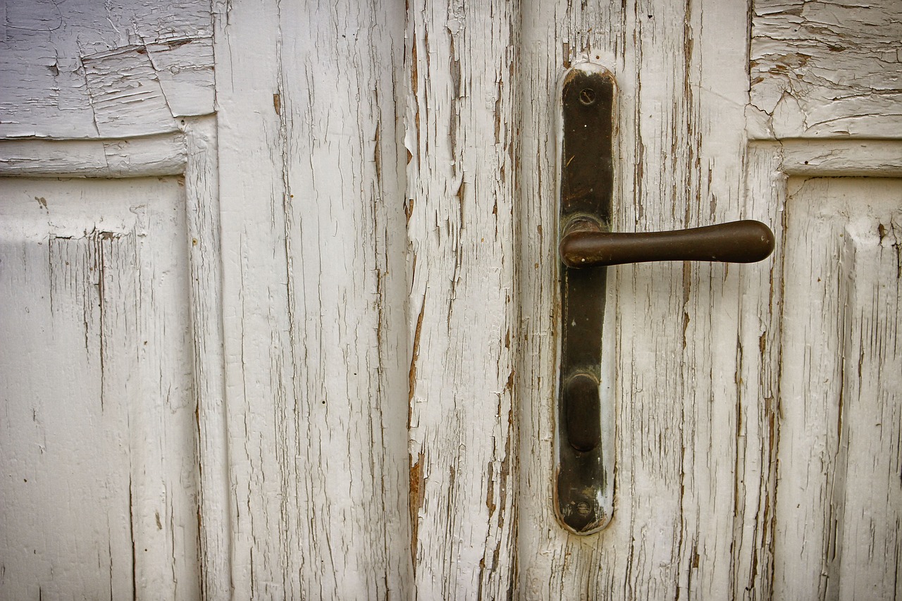 door wood door knob free photo