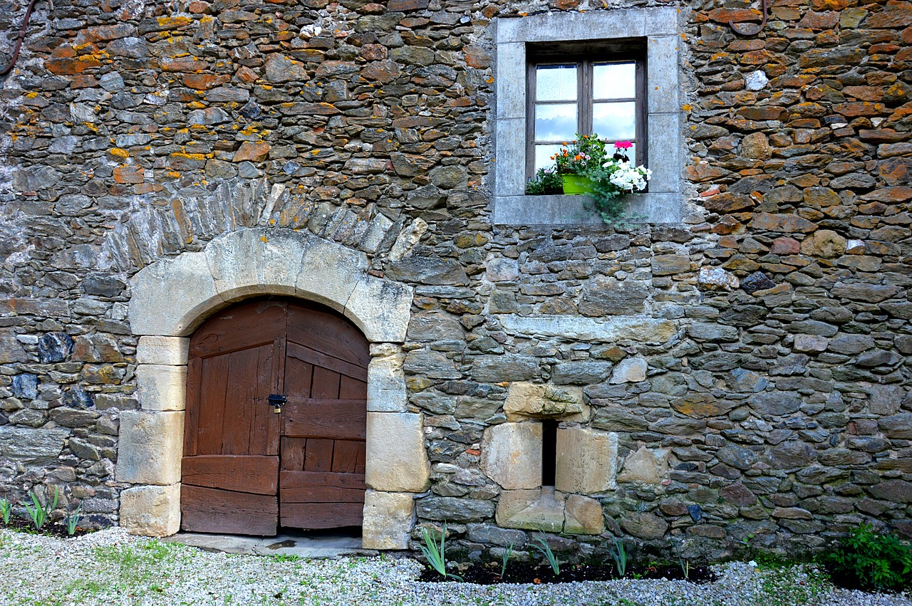 door old door medieval free photo