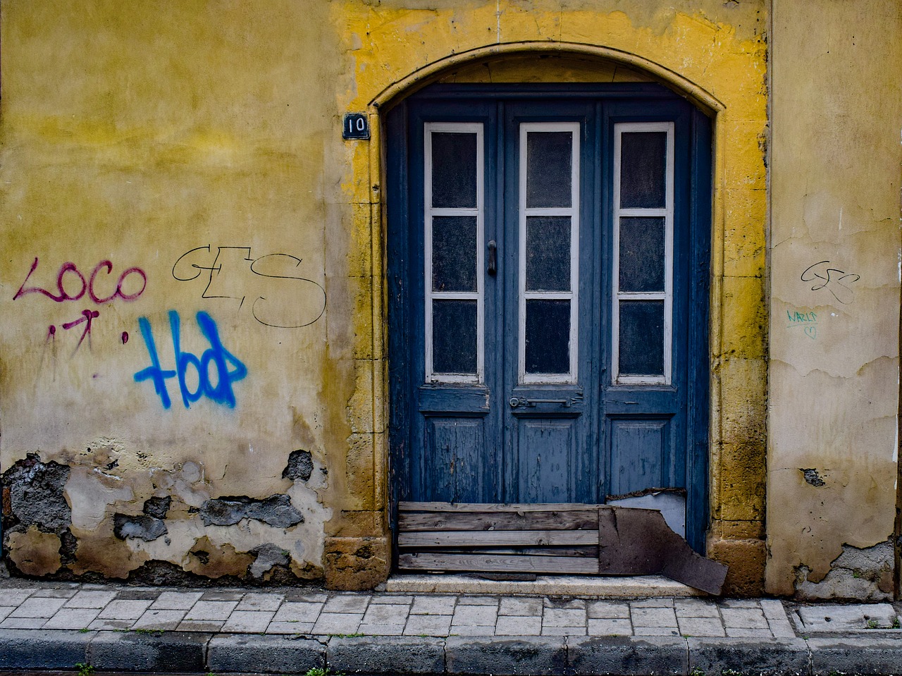 door  architecture  house free photo