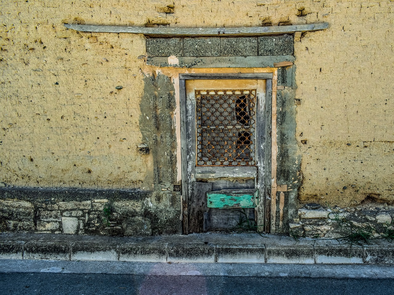 door  aged  weathered free photo