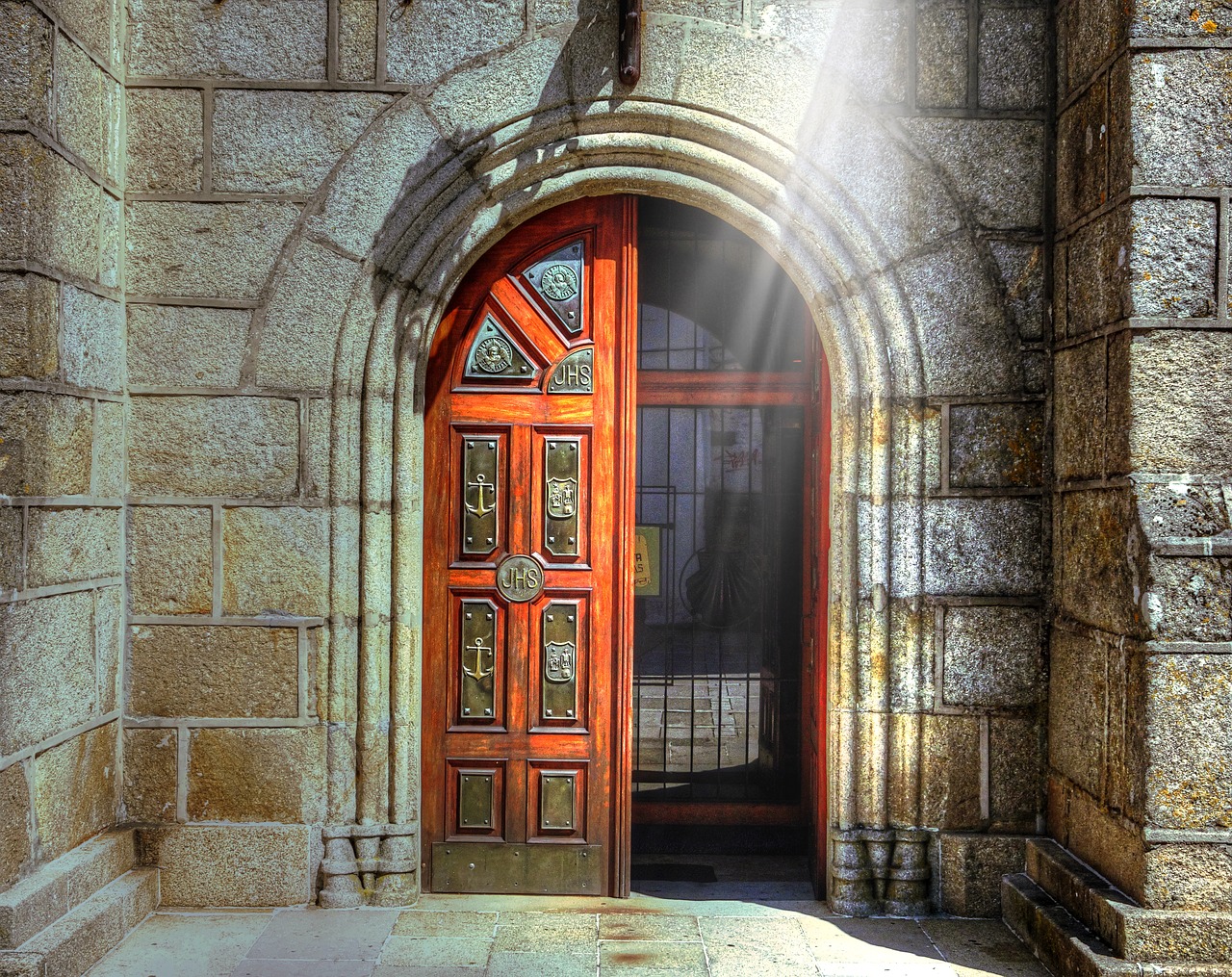 door  church  architecture free photo