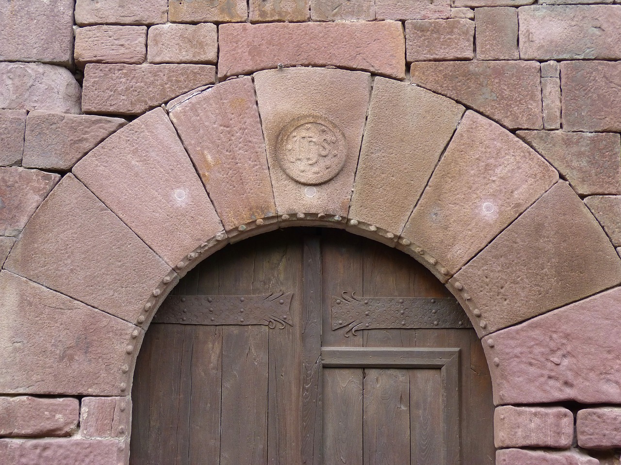 door  portal  arc free photo