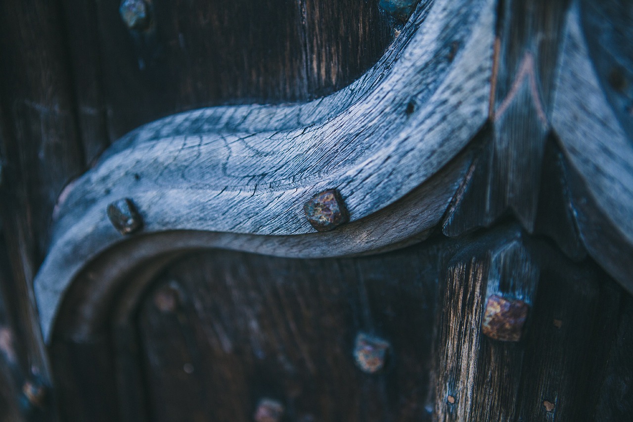 door decoration wood free photo