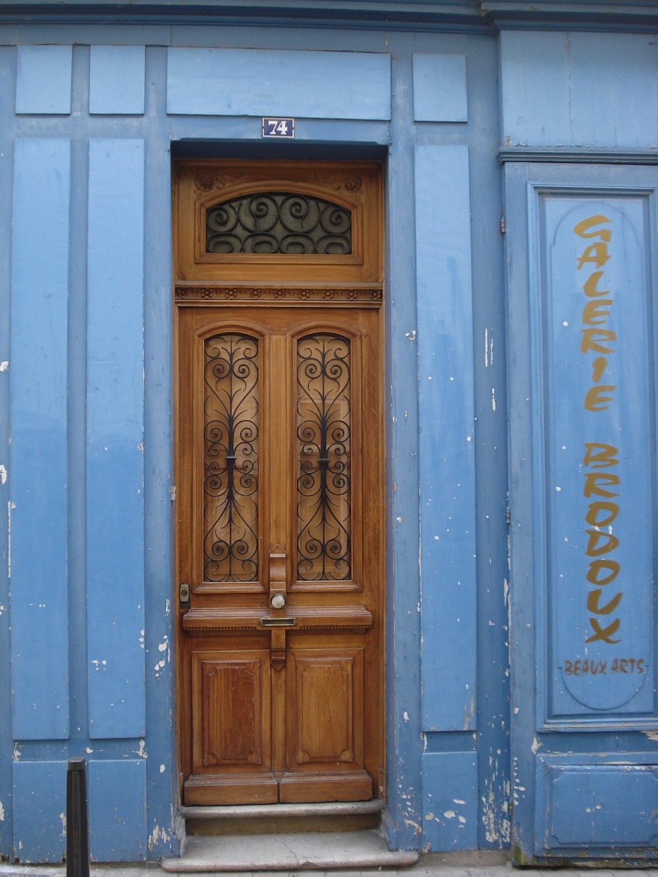 door wood blue free photo