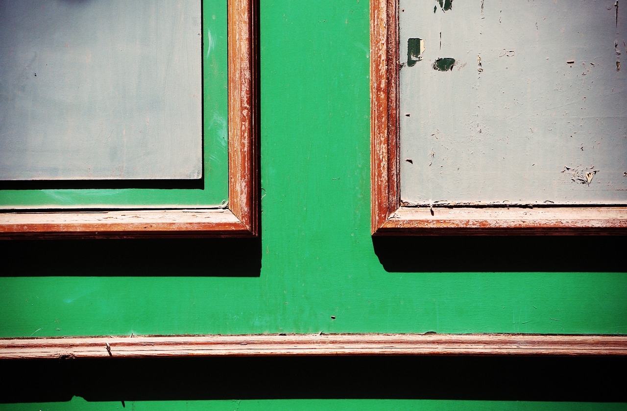 door green texture free photo