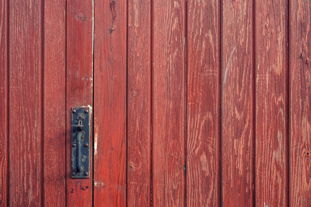 door  wood  red free photo