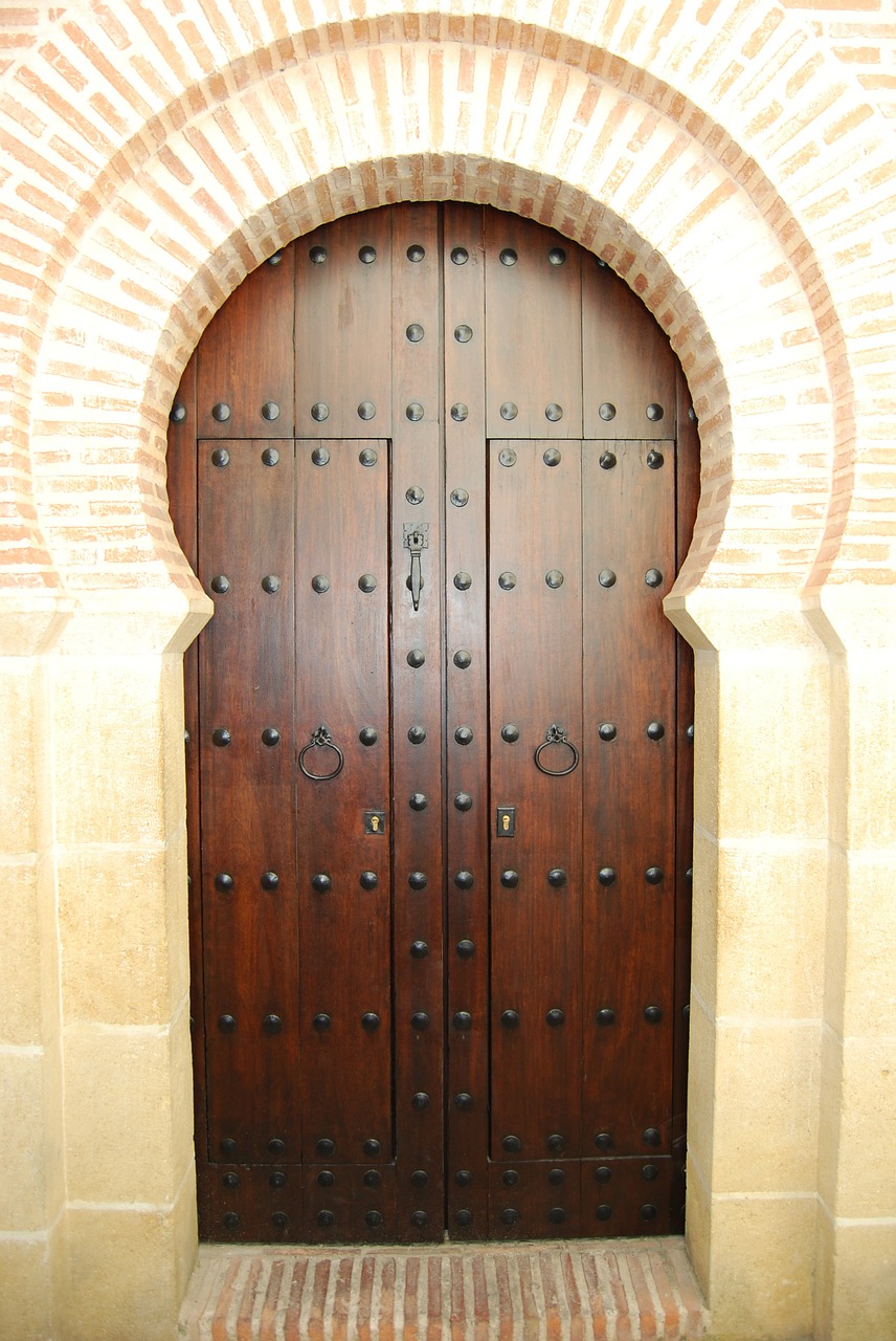 door wood arab free photo