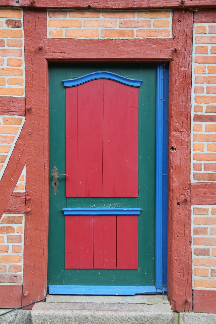 door old wood free photo