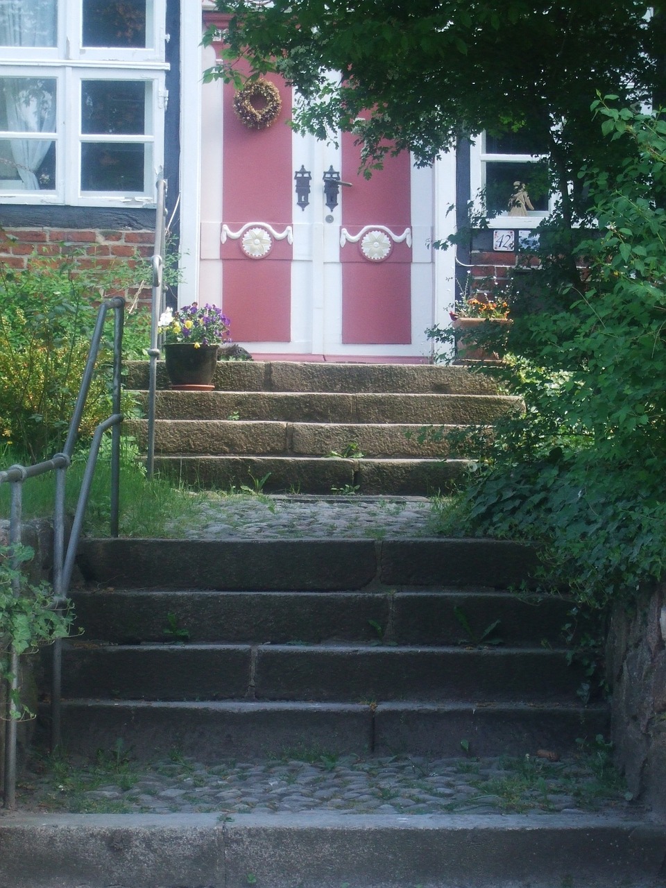 door stairs gradually free photo